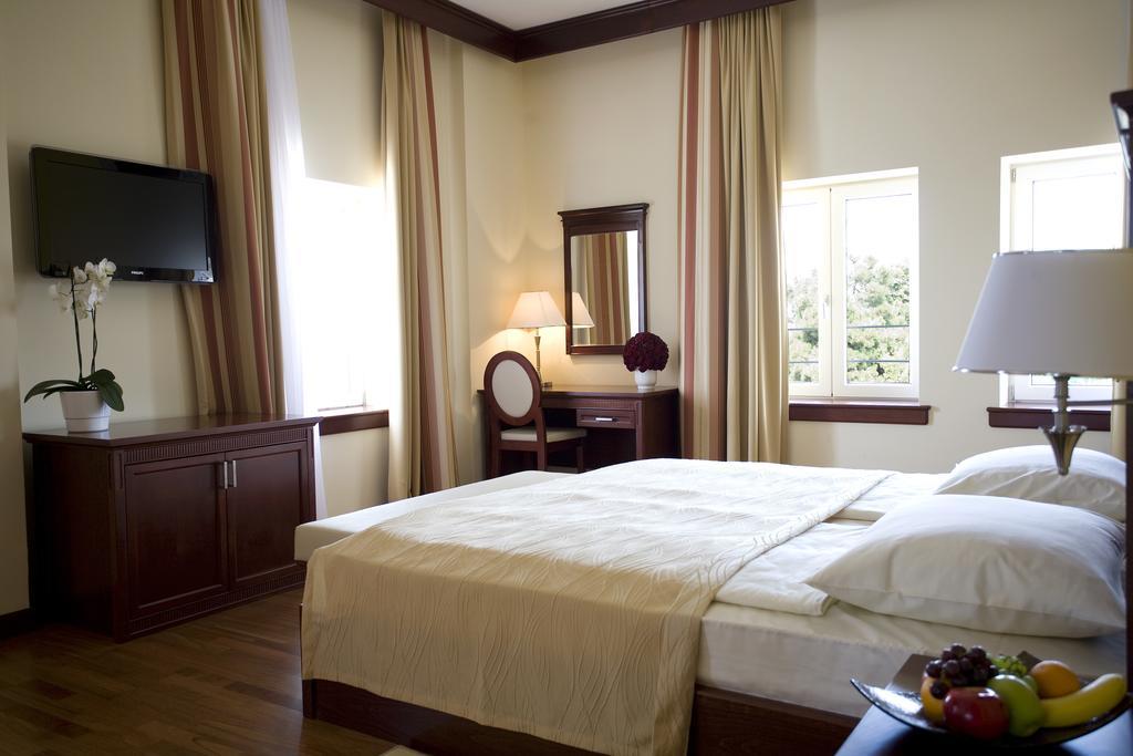 Superior Double Room,1646897608:JPEG